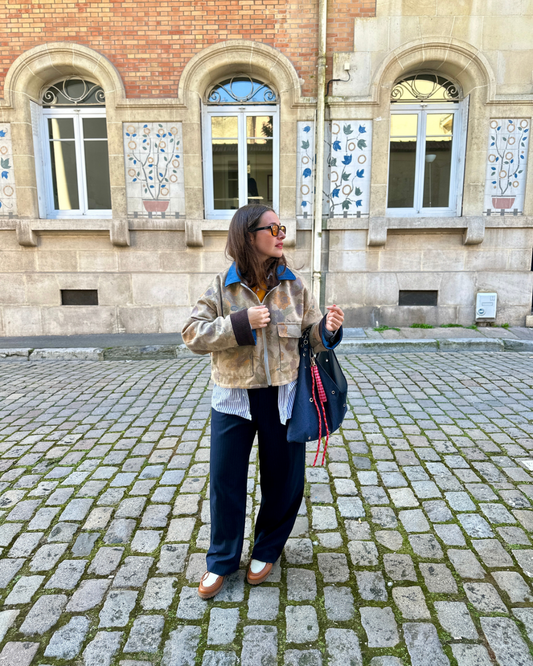 Veste courte laine fleurie - Fait main à Reims (France)