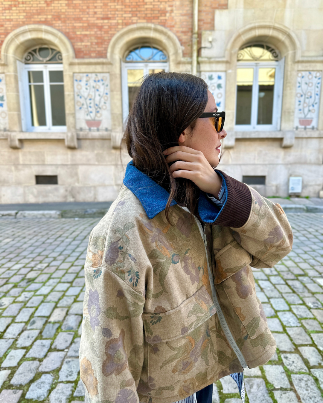 Veste courte laine fleurie - Fait main à Reims (France)
