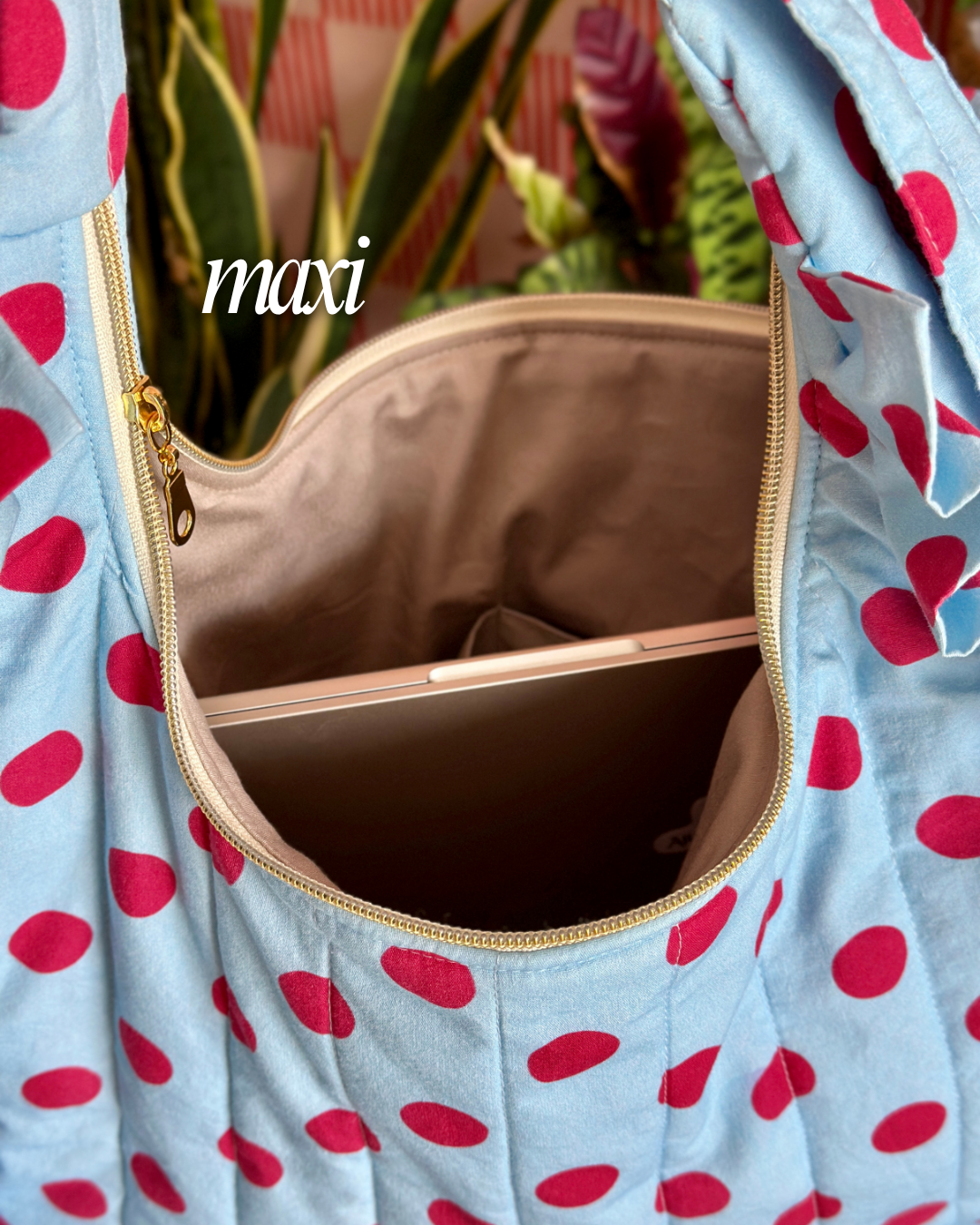 Pré-commande SAC CHOUQUETTE - Bleu clair à pois rose framboise - Fait main à Reims (France)