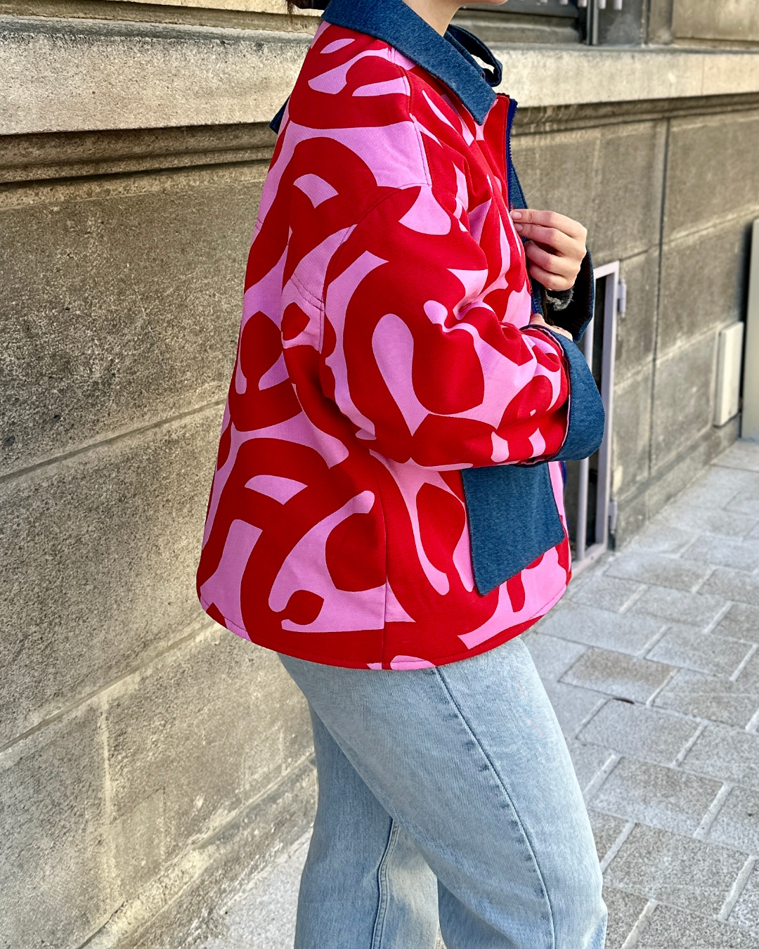Veste Barn Jacket imprimé Ikea Rouge / Rose - Fait main à Reims (France)