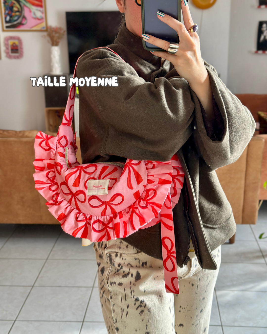 Pré-commande SAC CROISSANT Taille Moyenne et Large - Rose Nœuds rouges - Fait main à Reims (France)